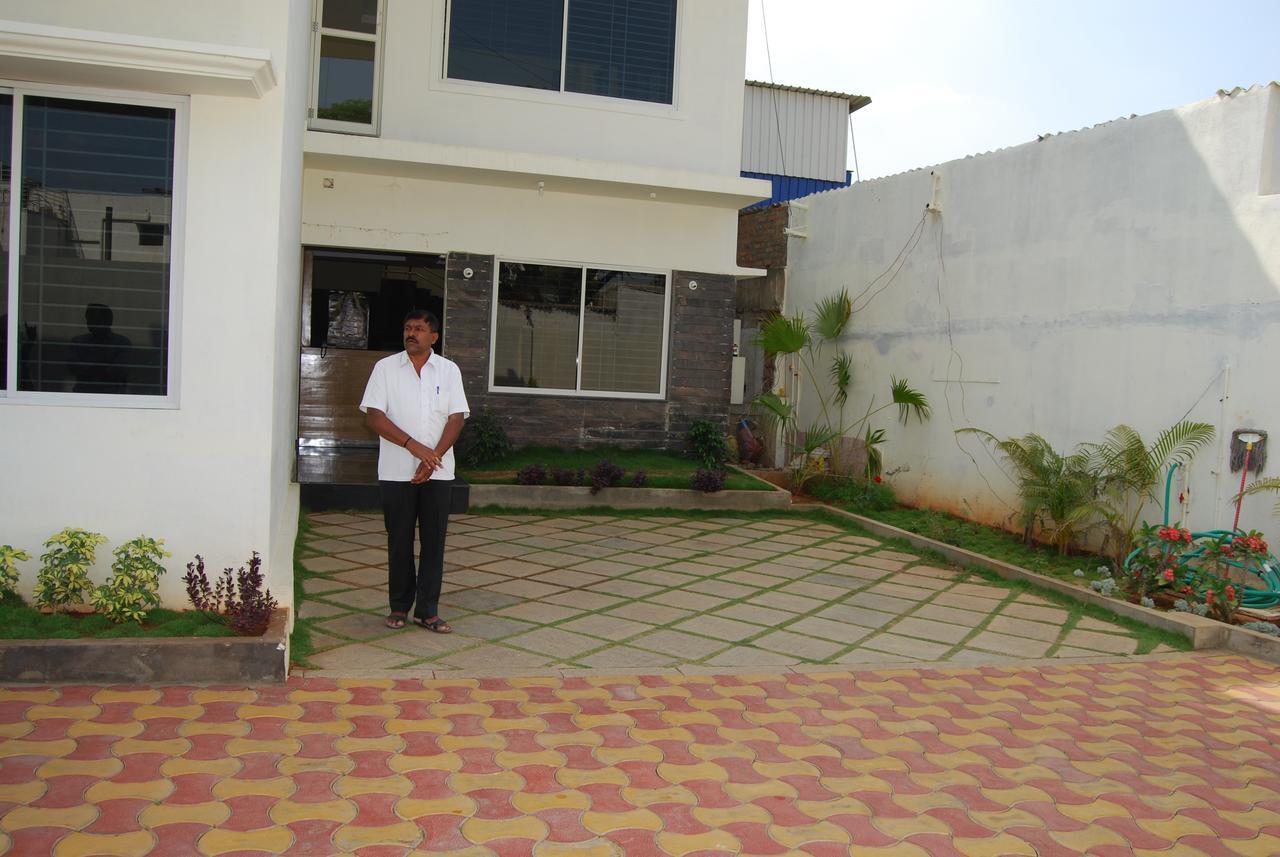 Pratham Residency Hotel Mysore Exterior foto